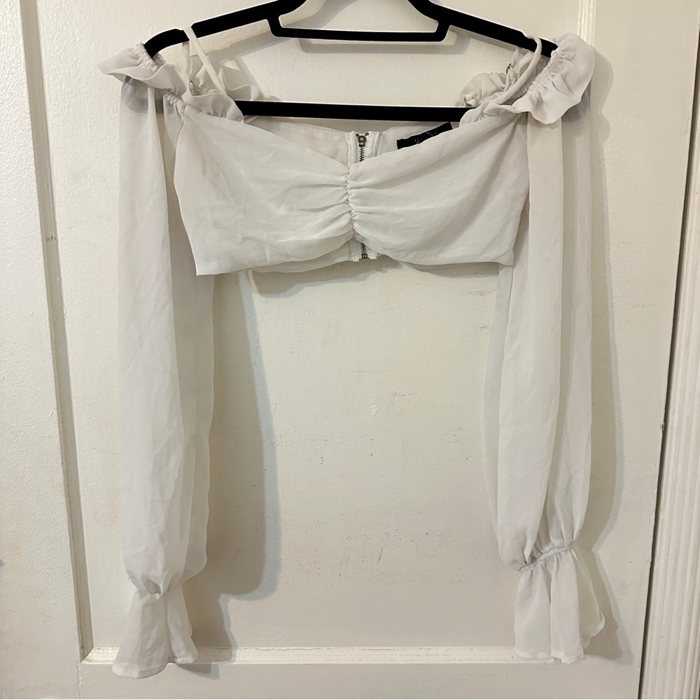 Forever 21 Small White Long-Sleeve Crop Top